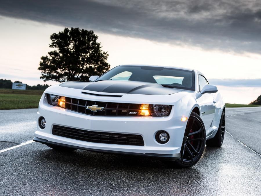  Chevrolet Camaro 1LE 2012 года  (фото 12 из 18)
